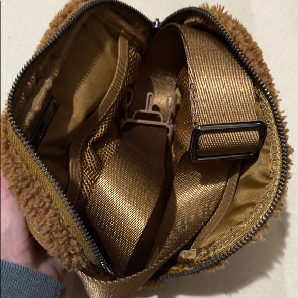 Lululemon belt bag - Picture 4 of 4